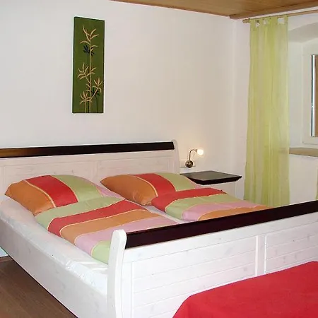 Apartment Baierweg Sleeps 8 Pool Wifi *